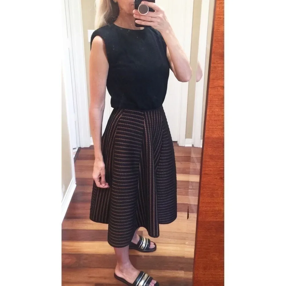 H&M Black Circle Midi Skirt - Picture 2 of 10